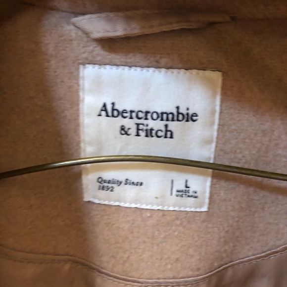 Abercrombie Slouchy Wool coat with satiny lining Size Large - Picture 5 of 9